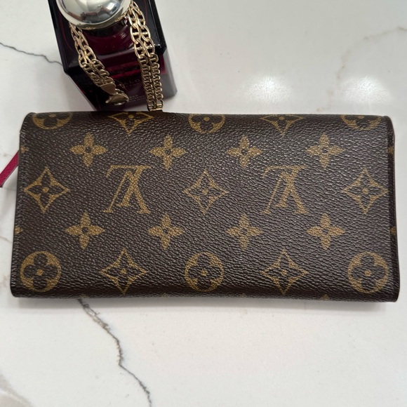 ❤️LV Authentic Monogram Wallet - Picture 12 of 14